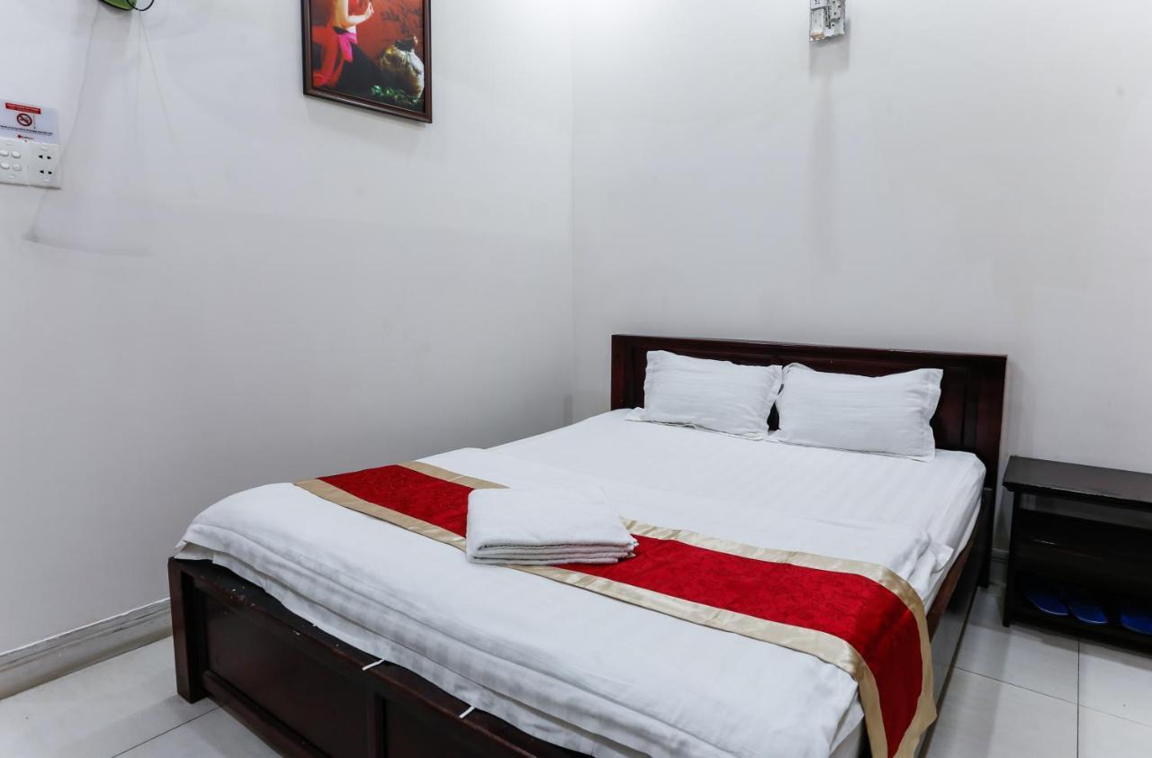 Oyo 395 Anh Quoc Hotel Cidade de Ho Chi Minh Exterior foto