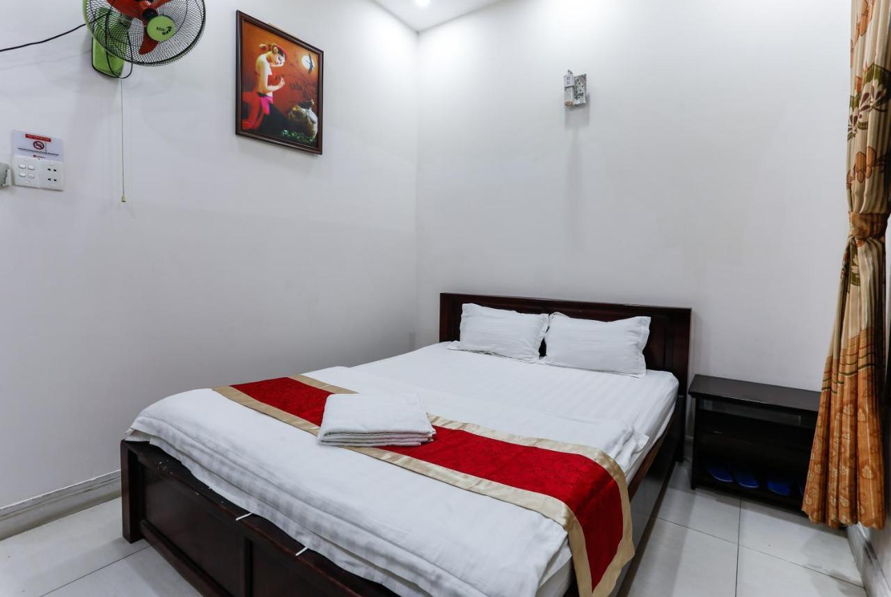 Oyo 395 Anh Quoc Hotel Cidade de Ho Chi Minh Exterior foto